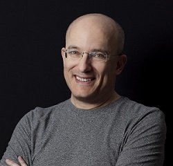 Israeli Author: Gil Hovav